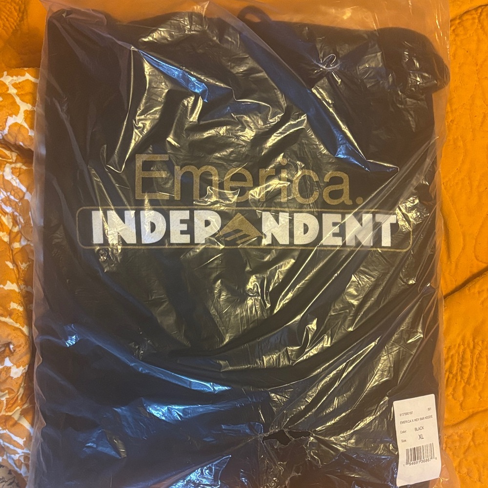Emerica Independent Black Sweatshirt